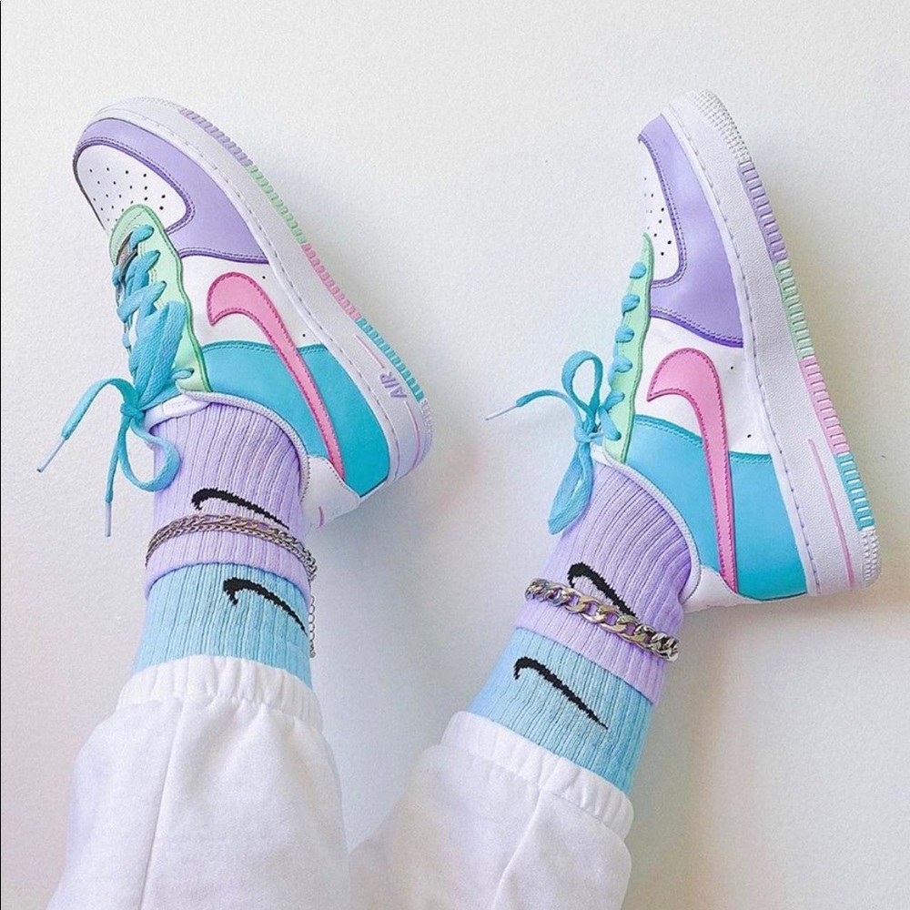 Nike custom hand dyed crew socks - Picture 3 of 3